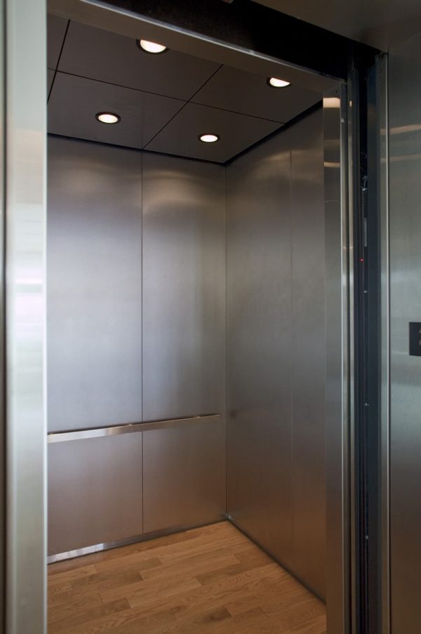 elevator3-min.jpg